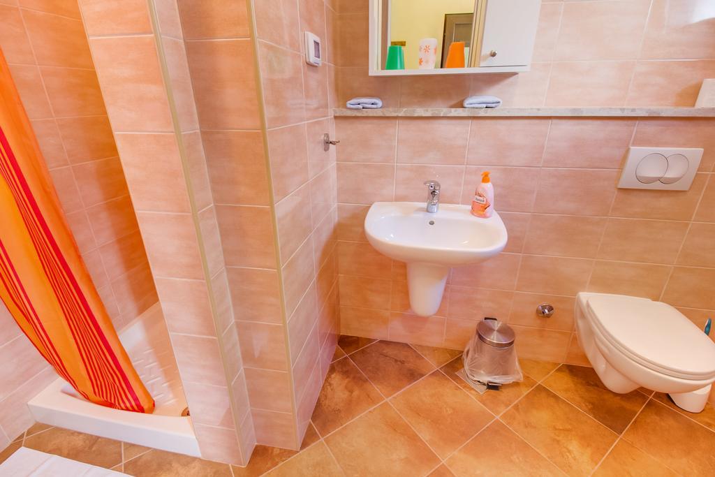 Abba Apartments Mali Lošinj Extérieur photo