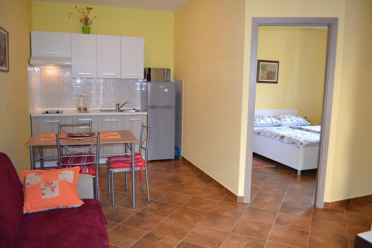 Abba Apartments Mali Lošinj Extérieur photo
